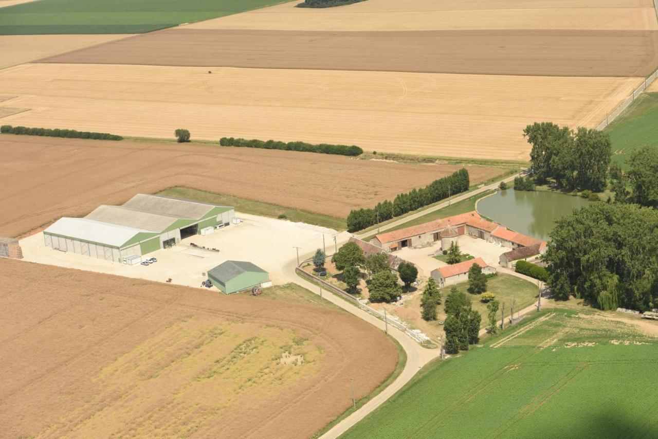 Ferme De Mesangeon Villa Beauvilliers  Bagian luar foto
